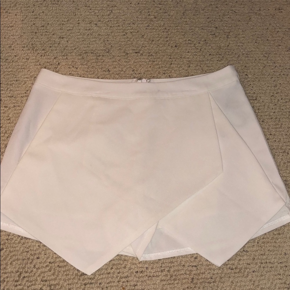 White skort